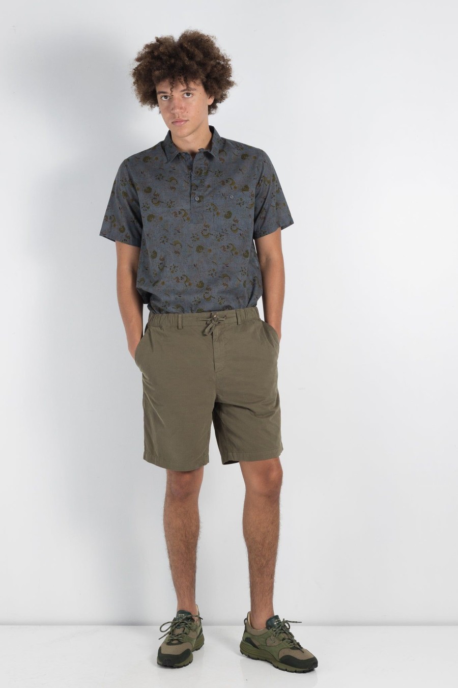 Men Kestin | Inverness Short Olive