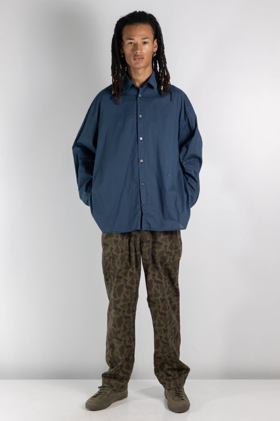 Men ETUDES | Illusions Ls Shirt Dyed Dk Blue